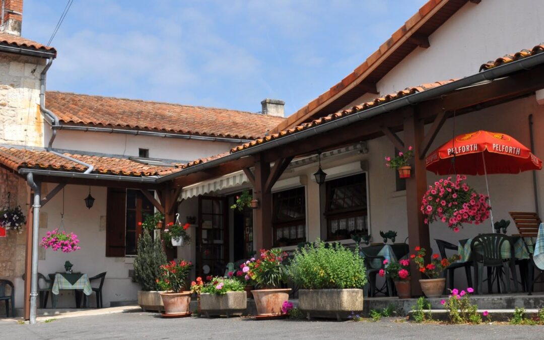 Le Goût de la France Rurale Authentique: Dîner chez Poirier à Bardenac
