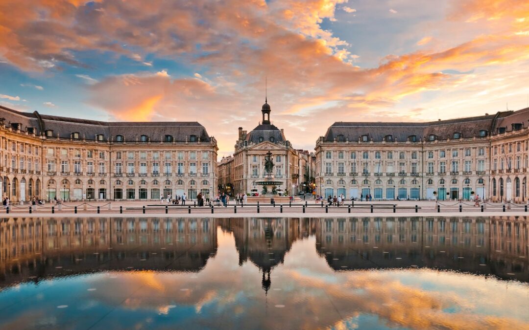 La Ville de Bordeaux: Une Excursion Grandiose vers la Perle d&rsquo;Aquitaine depuis votre Havre Charentais