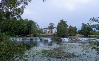 Een Ontsnapping aan de Rivier: Picknicken langs de Dronne bij Chenaud